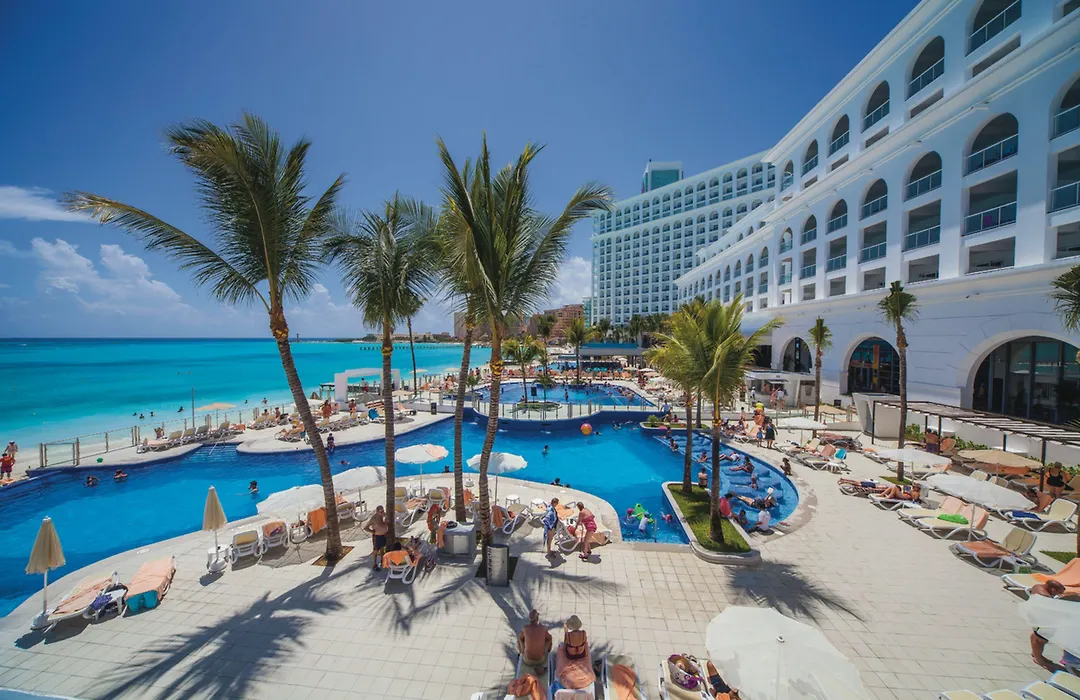 Riu Cancun (Adults Only)-1